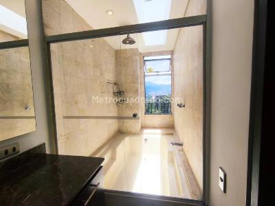 Apartamento de 2 alcobas en arriendo en San Lucas, Envigado, 150 m² · foto 19 de 20