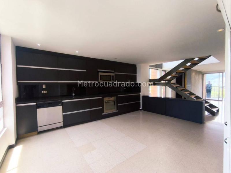 Espectacular Apartamento Dúplex en Arriendo en San Lucas, Envigado - 2