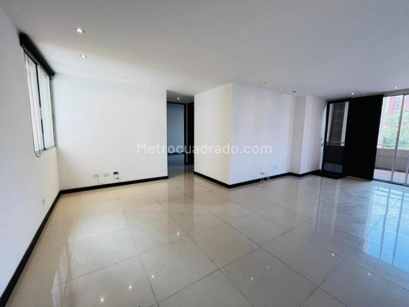 3BR Apartment in La Loma Del Indio (90 m²) - 2