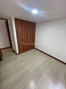 Apartamento de 3 alcobas en arriendo en Loma De Las Brujas, Envigado, 85 m² · foto 12 de 17