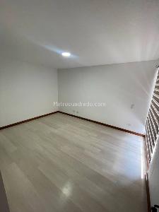Apartamento de 3 alcobas en arriendo en Loma De Las Brujas, Envigado, 85 m² · foto 13 de 17