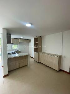 Apartamento de 3 alcobas en arriendo en Loma De Las Brujas, Envigado, 85 m² · foto 4 de 17