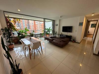 Apartamento de 3 alcobas en arriendo en Ciudad Del Rio, Medellín, 80 m² · foto 3 de 18