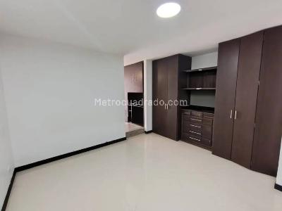 Apartamento de 4 alcobas en arriendo en Laureles, Medellín, 120 m² · foto 7 de 16