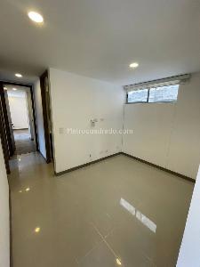 Apartamento en arriendo en Ciudad Del Rio, Medellín · foto 9 de 18