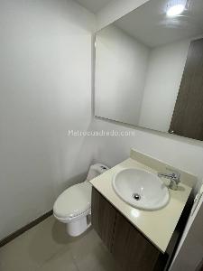 Apartamento de 2 alcobas en arriendo en Ciudad Del Rio, Medellín, 78 m² · foto 14 de 16