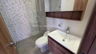 Apartamento de 2 alcobas en arriendo en Las Vegas, Envigado, 74 m² · foto 6 de 14