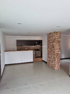 Apartamento de 2 alcobas en arriendo en Intermedia, Envigado, 90 m² · foto 2 de 8
