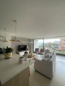 Apartamento en arriendo en El Esmeraldal, Envigado · foto 2 de 12