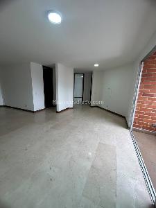 Apartamento de 3 alcobas en arriendo en Laureles, Medellín, 120 m² · foto 4 de 20