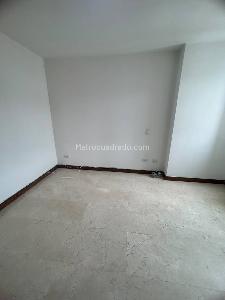 Apartamento de 3 alcobas en arriendo en Laureles, Medellín, 120 m² · foto 11 de 20