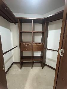 Apartamento de 3 alcobas en arriendo en Laureles, Medellín, 120 m² · foto 16 de 20