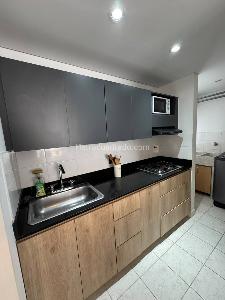 Apartamento en arriendo en Milla De Oro, Medellín · foto 2 de 19