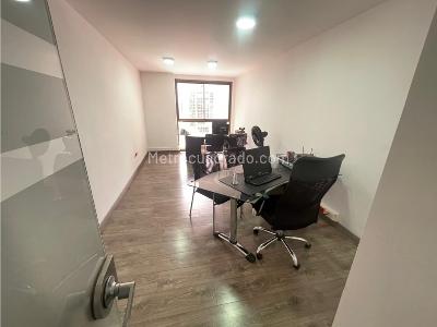 Oficina en Arriendo, Centro, Pereira