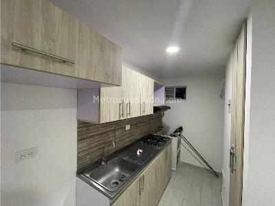 Apartamento de 3 alcobas en venta en El Viajero, Pereira, 48 m² · foto 3 de 10