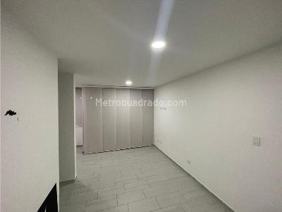 Apartamento de 3 alcobas en venta en El Viajero, Pereira, 48 m² · foto 5 de 10