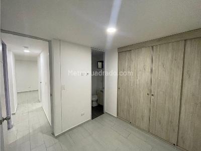 Apartamento de 3 alcobas en venta en El Viajero, Pereira, 48 m² · foto 6 de 10