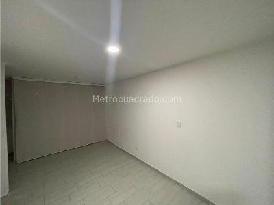 Apartamento de 3 alcobas en venta en El Viajero, Pereira, 48 m² · foto 8 de 10