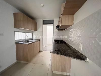 Casa en venta en Poblado, Pereira · foto 4 de 19