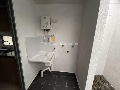 Casa en venta en Poblado, Pereira · foto 9 de 19