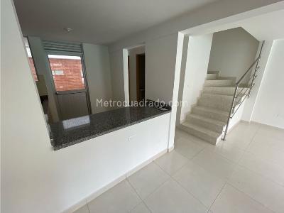 Casa en venta en Galicia, Pereira · foto 3 de 6