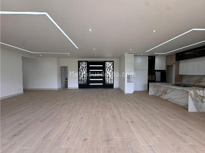 Casa de 3 alcobas en venta en Cerritos, Pereira, 1532 m² · foto 2 de 20