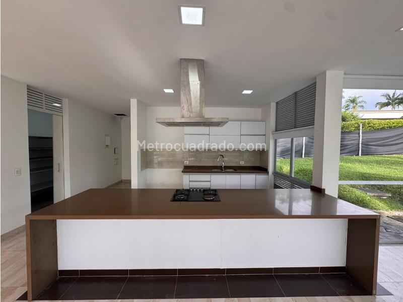 Casa – Pereira - Más