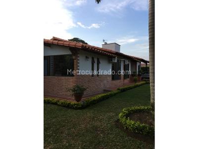 Casa de 3 alcobas en venta en Cerritos, Pereira, 410 m² · foto 4 de 20