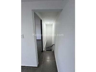 Apartamento en venta en Poblado, Pereira · foto 10 de 12
