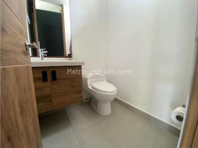 Casa de 4 alcobas en venta en Cerritos, Pereira, 350 m² · foto 3 de 12