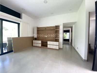 Casa de 4 alcobas en venta en Cerritos, Pereira, 350 m² · foto 4 de 12