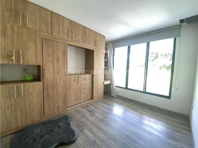 Casa de 4 alcobas en venta en Cerritos, Pereira, 350 m² · foto 6 de 12