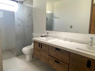 Casa de 4 alcobas en venta en Cerritos, Pereira, 350 m² · foto 10 de 12