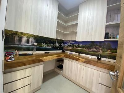Casa de 4 alcobas en venta en Cerritos, Pereira, 350 m² · foto 11 de 12