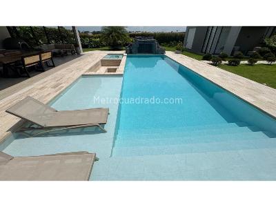 Casa de 4 alcobas en venta en Cerritos, Pereira, 296 m² · foto 5 de 16