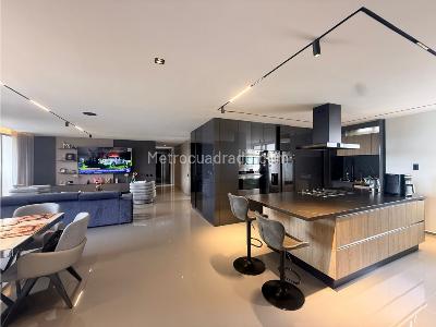 Apartamento en venta en Pinares, Pereira · foto 2 de 20