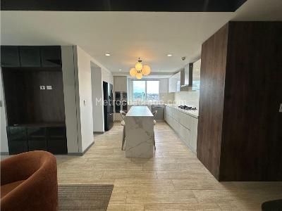 Apartamento en venta en Pinares, Pereira · foto 3 de 20