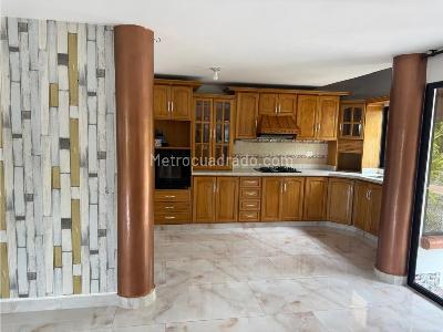 Casa de 3 alcobas en venta en Pueblito Cafetero, Pereira, 805 m² · foto 8 de 20