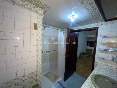 Casa de 5 alcobas en venta en Alamos, Pereira, 602 m² · foto 15 de 20