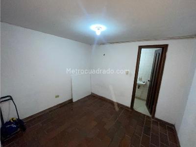 Casa de 5 alcobas en venta en Alamos, Pereira, 602 m² · foto 18 de 20