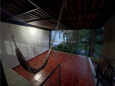 Casa de 5 alcobas en venta en Alamos, Pereira, 602 m² · foto 6 de 20