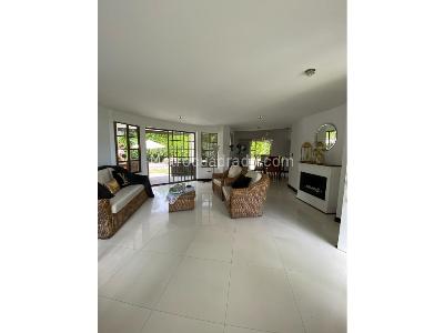 Casa de 4 alcobas en venta en Cerritos, Pereira, 1050 m² · foto 12 de 20