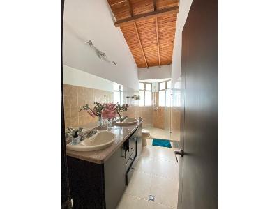 Casa de 4 alcobas en venta en Cerritos, Pereira, 1050 m² · foto 9 de 20