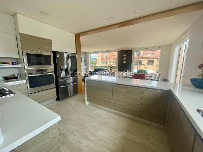 Casa de 4 alcobas en venta en Portales De Chia, Chía, 269 m² · foto 8 de 20