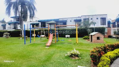 Casa de 5 alcobas en venta en Prados Del Limonar, Cali, 157 m² · foto 3 de 20