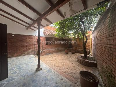 Casa de 5 alcobas en venta en La Campiña, Cali, 430 m² · foto 2 de 20