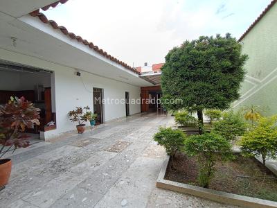 Casa de 5 alcobas en venta en Obrero, Palmira, 391 m² · foto 4 de 20