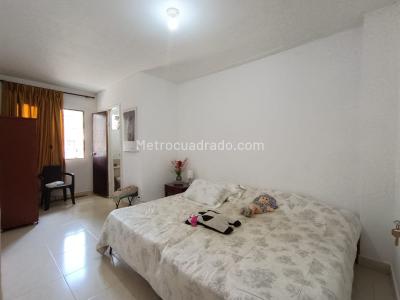 Casa de 5 alcobas en venta en Vipasa, Cali, 414 m² · foto 13 de 20