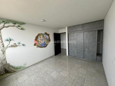 Apartamento de 3 alcobas en venta en Versalles, Cali, 245 m² · foto 16 de 20