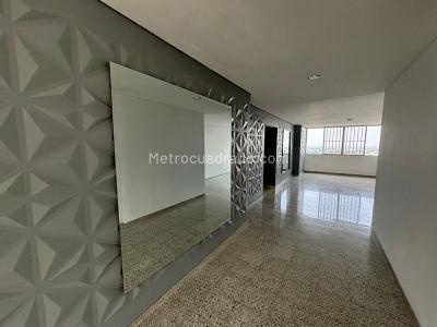 Apartamento de 3 alcobas en venta en Versalles, Cali, 245 m² · foto 3 de 20